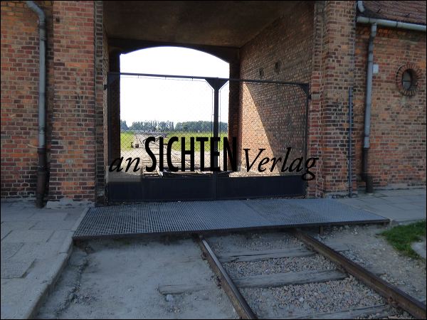 birkenau-auschwitzp1080735.jpg